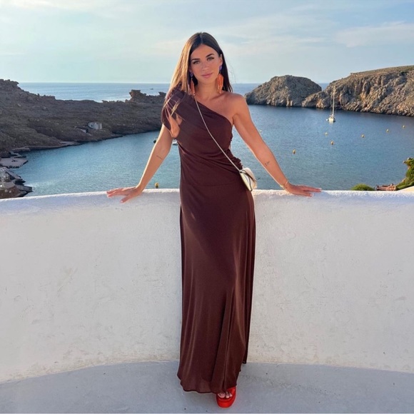 Zara Draped Asymmetric Dress Size X-Large NWT Limited Edition XL Bloggers Fav - Picture 1 of 9